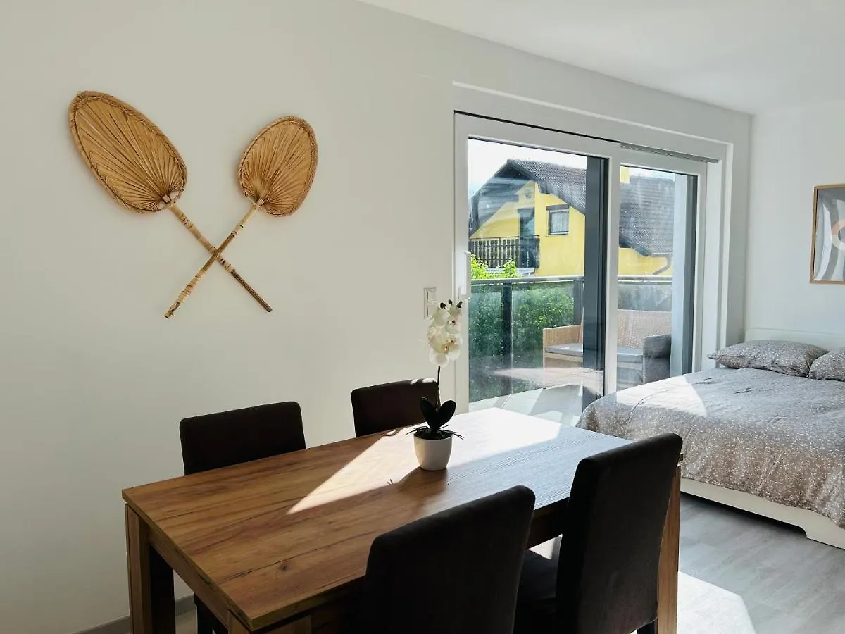 Sunny - Free Parking - Balcony Apartment Vienna